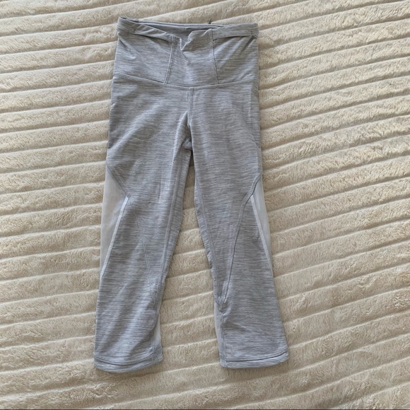 Lululemon cropped pant - Picture 2 of 4